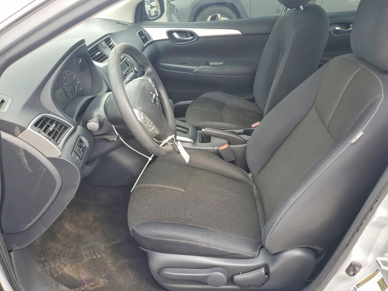 2017 Nissan Sentra S - Image 7