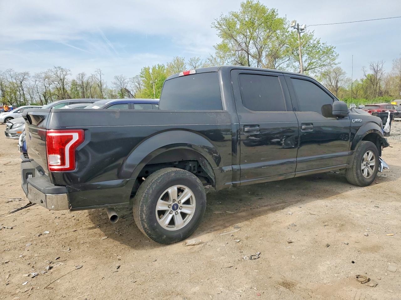 2015 Ford F150 Supercrew - Image 3