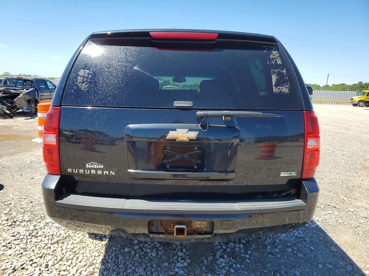 2010 Chevrolet Suburban K1500 Ls - Фото 6