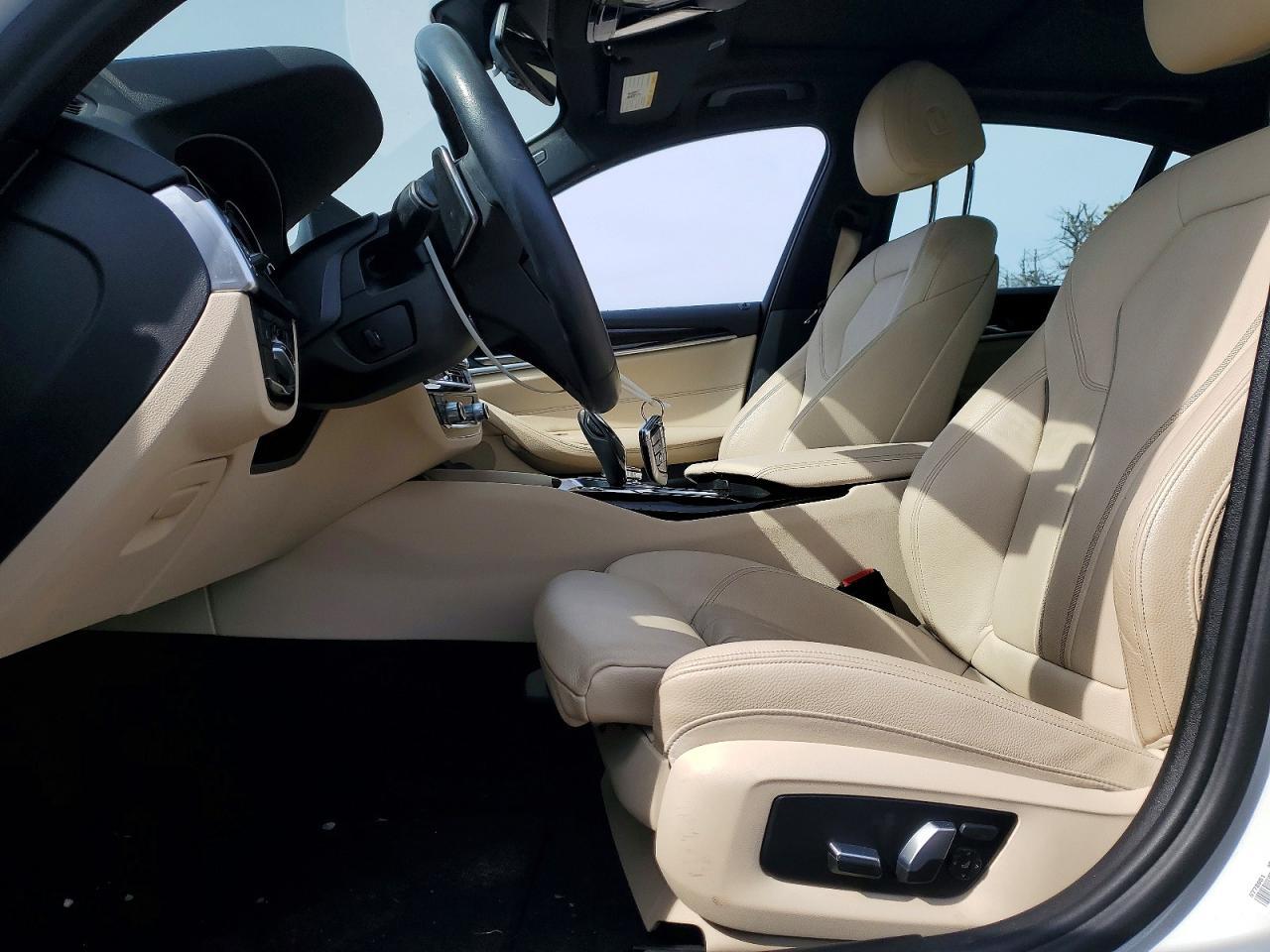 2017 BMW 530 Xi - Фото 7