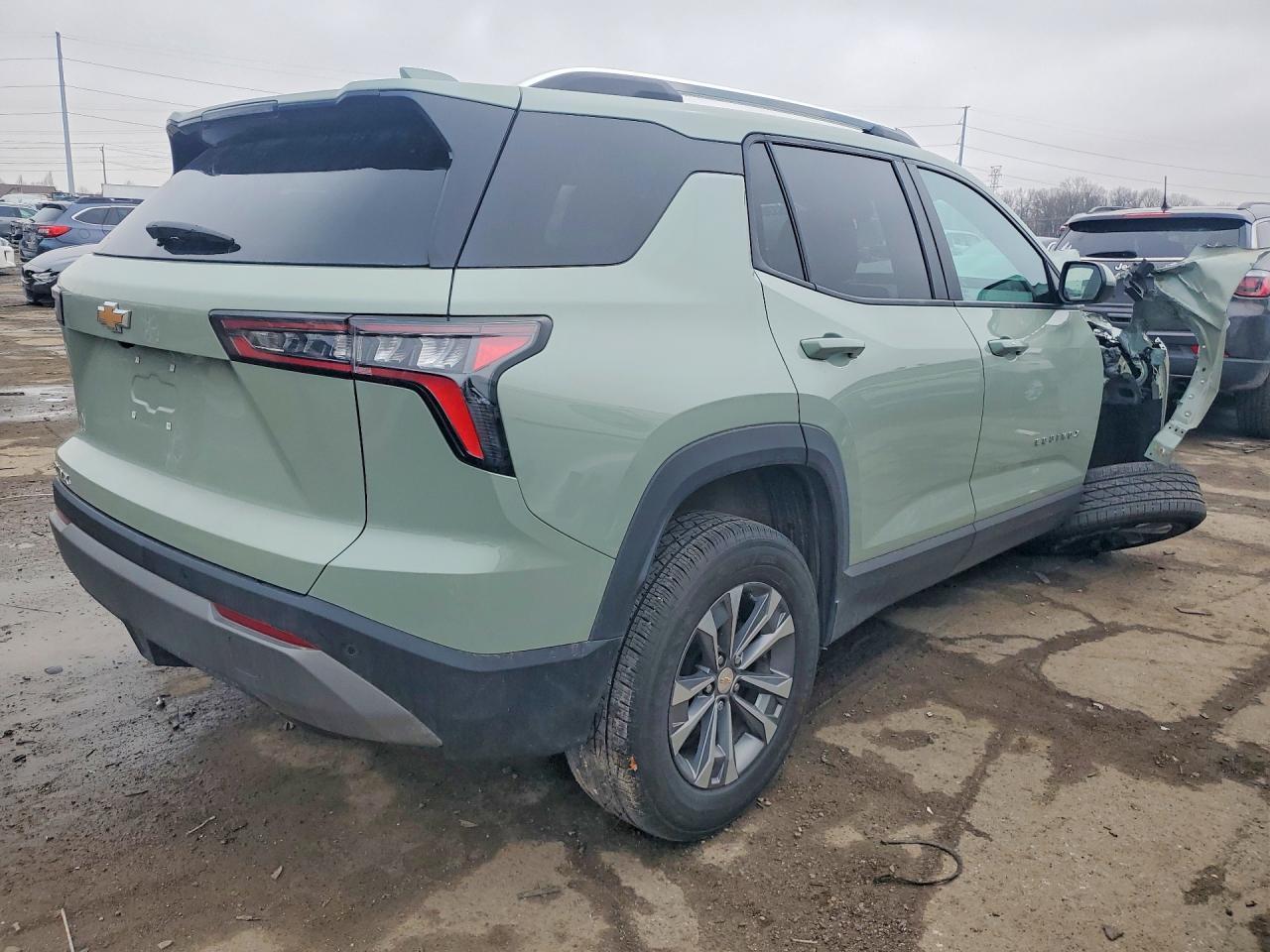 2025 Chevrolet Equinox Lt - Image 3