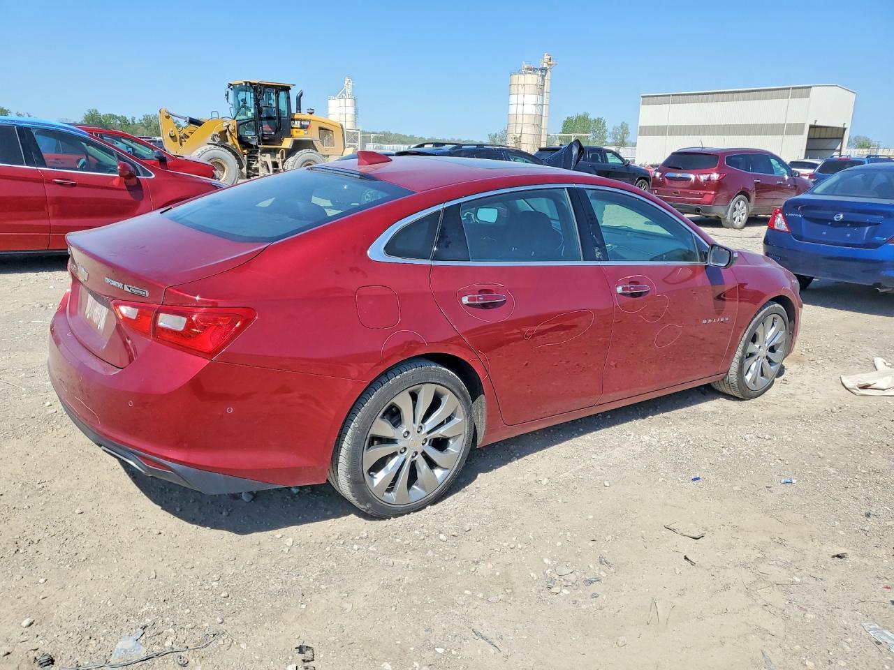 2017 Chevrolet Malibu Premier - Фото 3