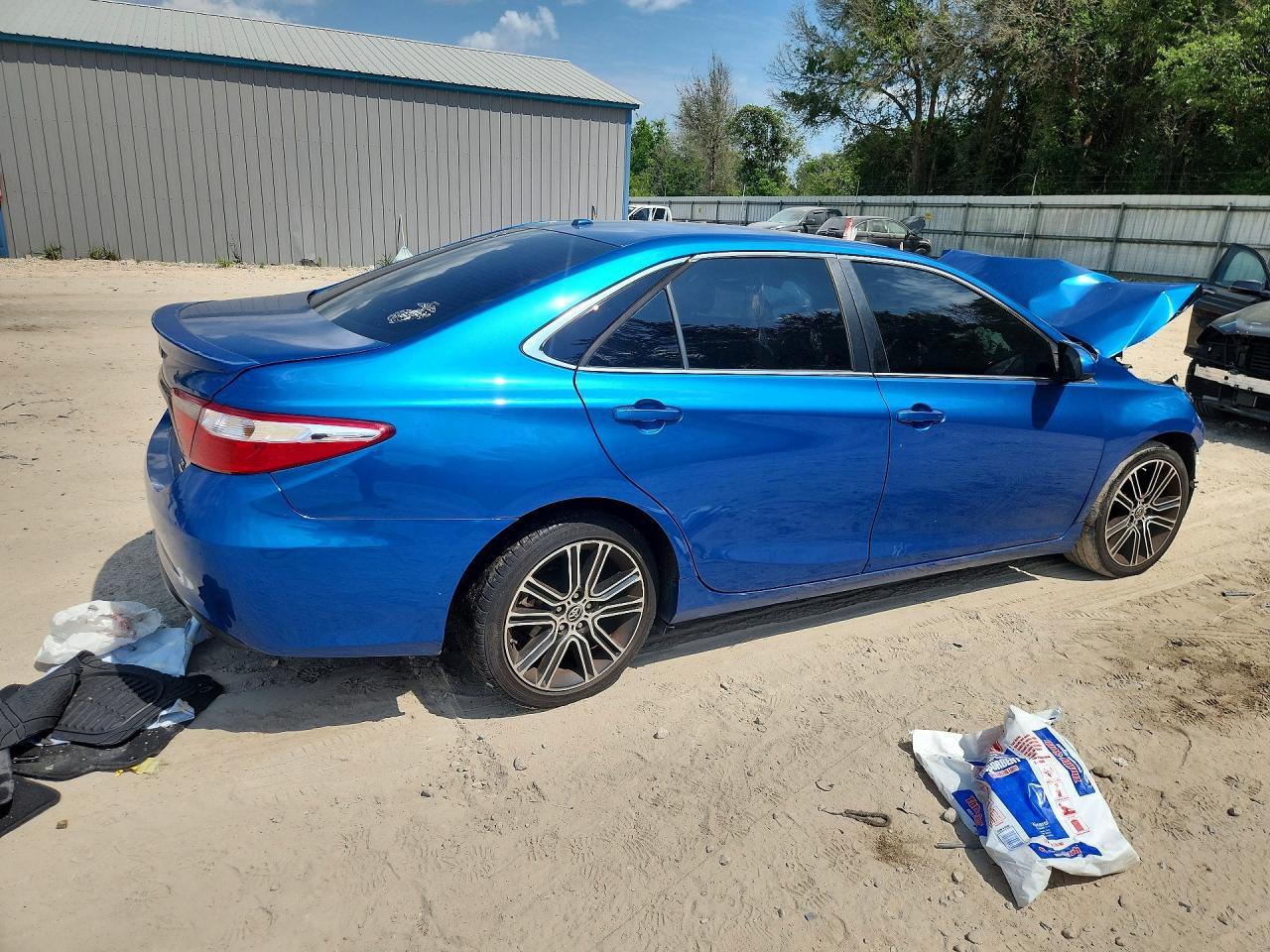 2016 Toyota Camry Special Edition - Фото 3