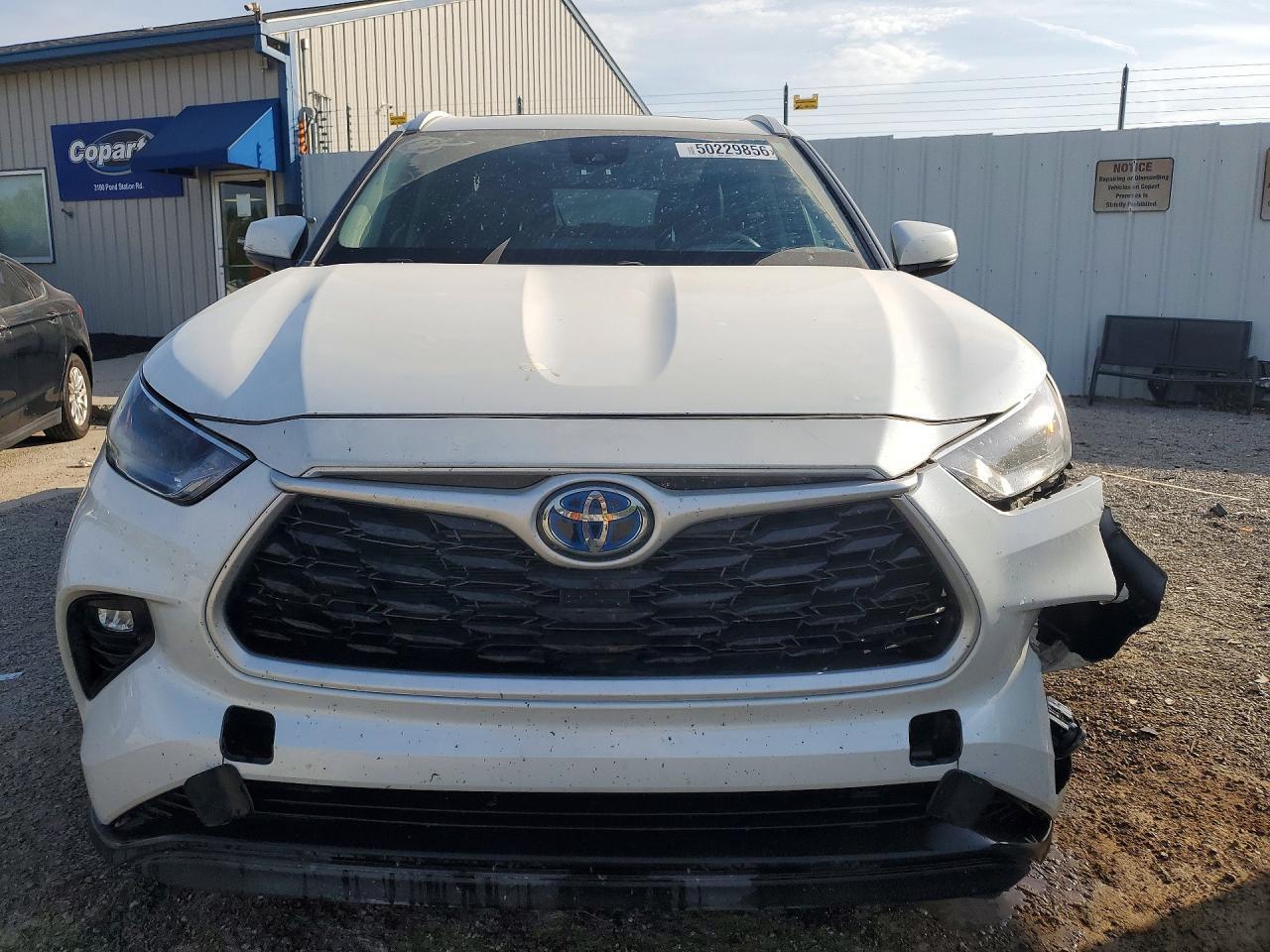 2023 Toyota Highlander Hybrid Xle - Image 5