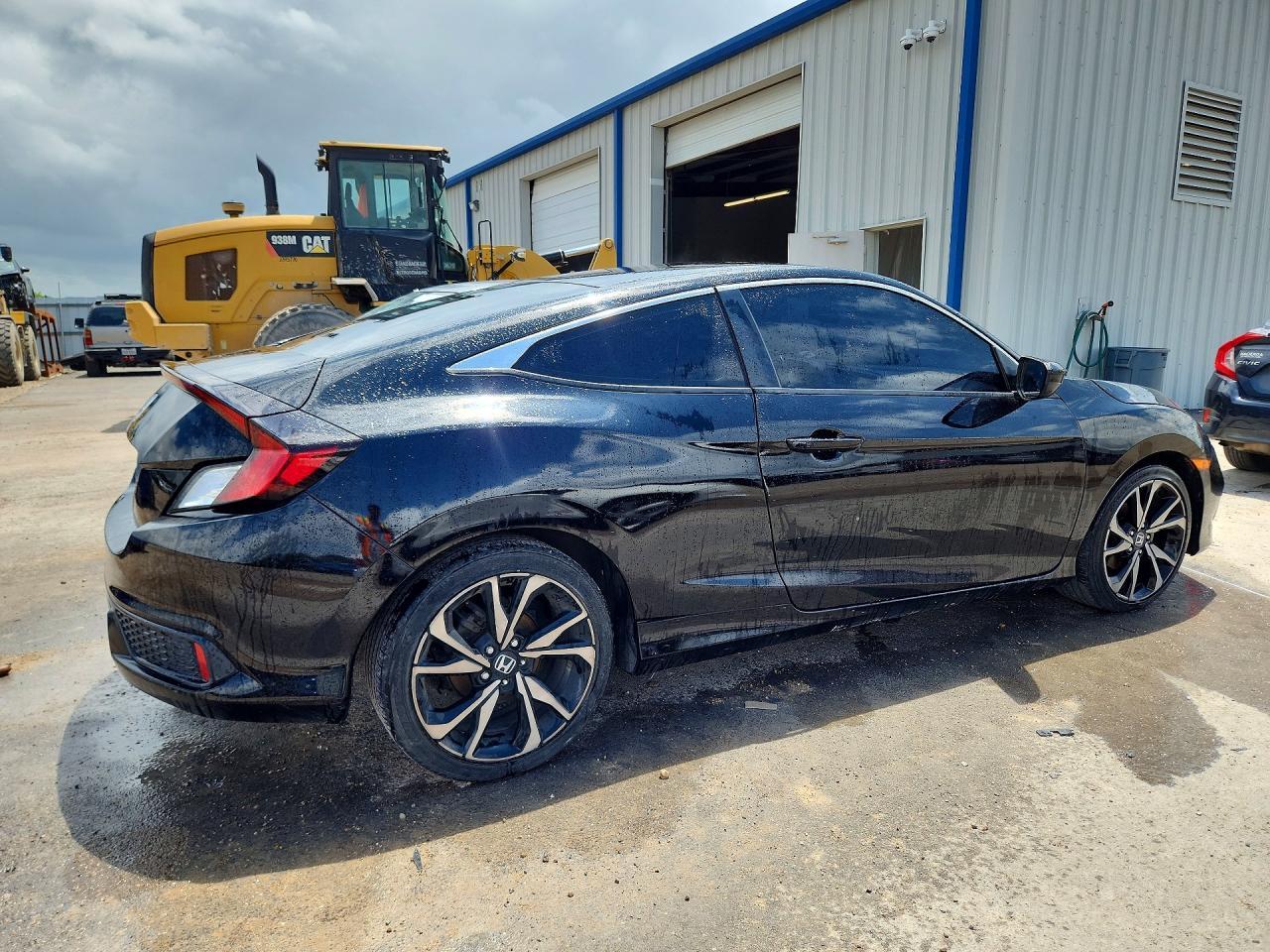 2020 Honda Civic Sport - Фото 3