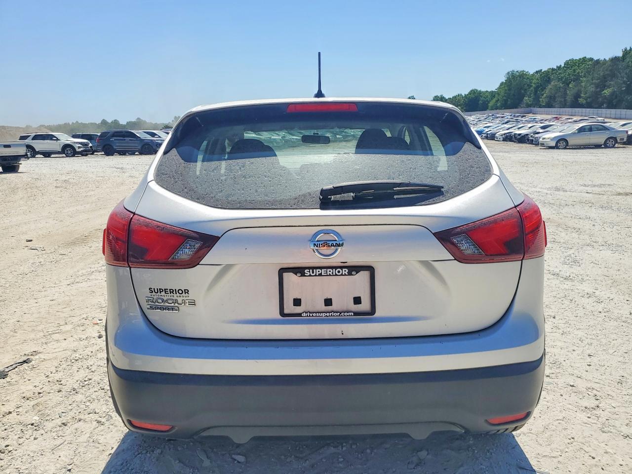 2019 Nissan Rogue Sport S - Image 6