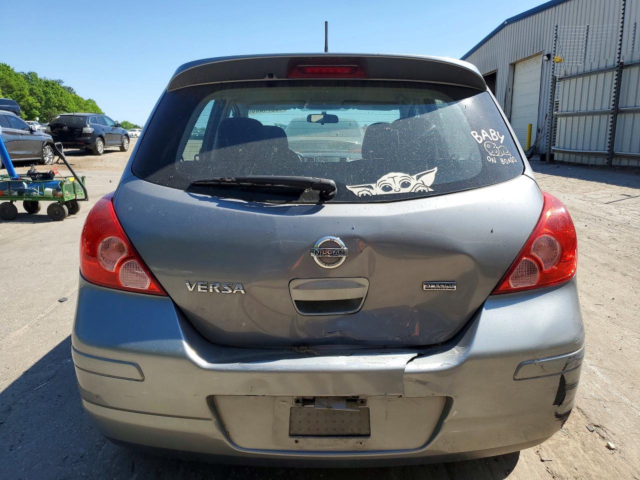 2012 Nissan Versa 1.8 S - Фото 6