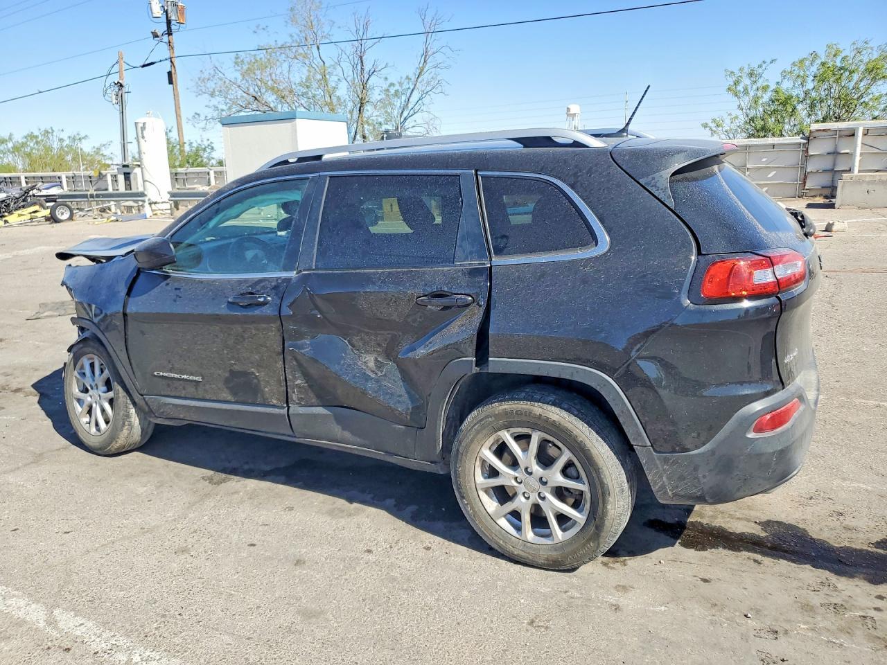 2015 Jeep Cherokee Latitude - Фото 2