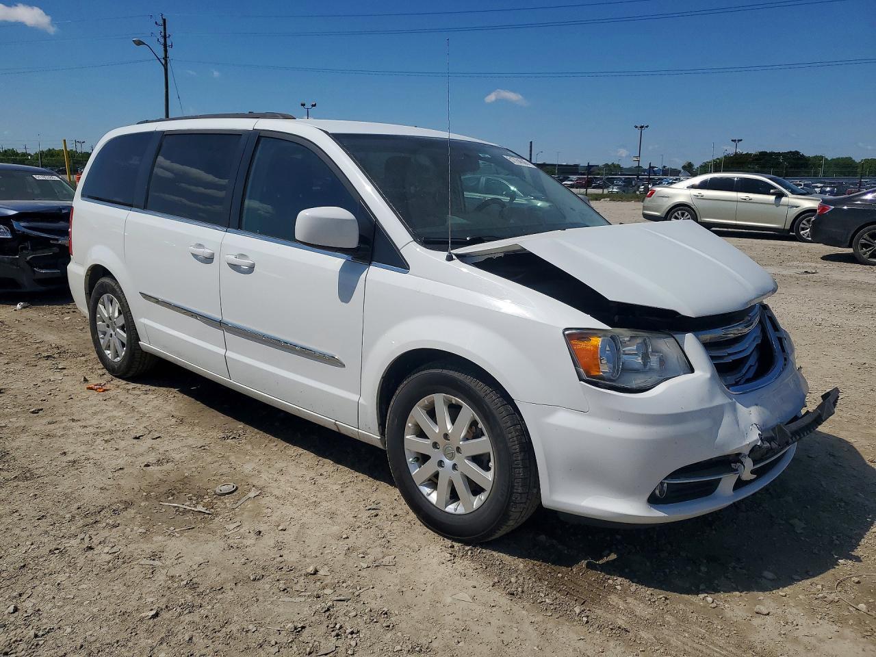 2016 Chrysler Town & Country Touring - Фото 4