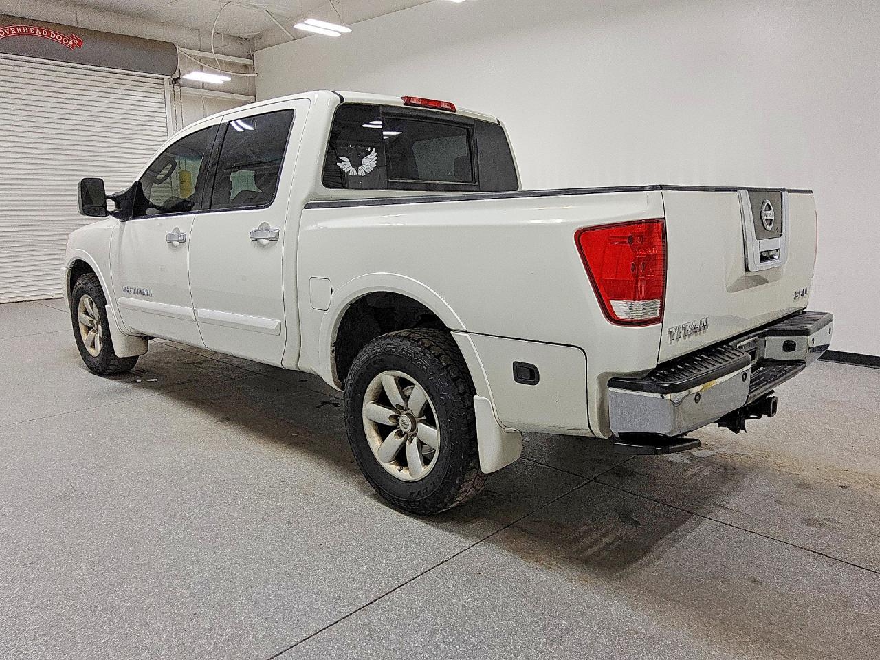 2008 Nissan Titan Xe - Image 2