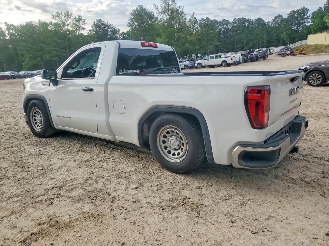2025 GMC Sierra C1500 - Фото 2