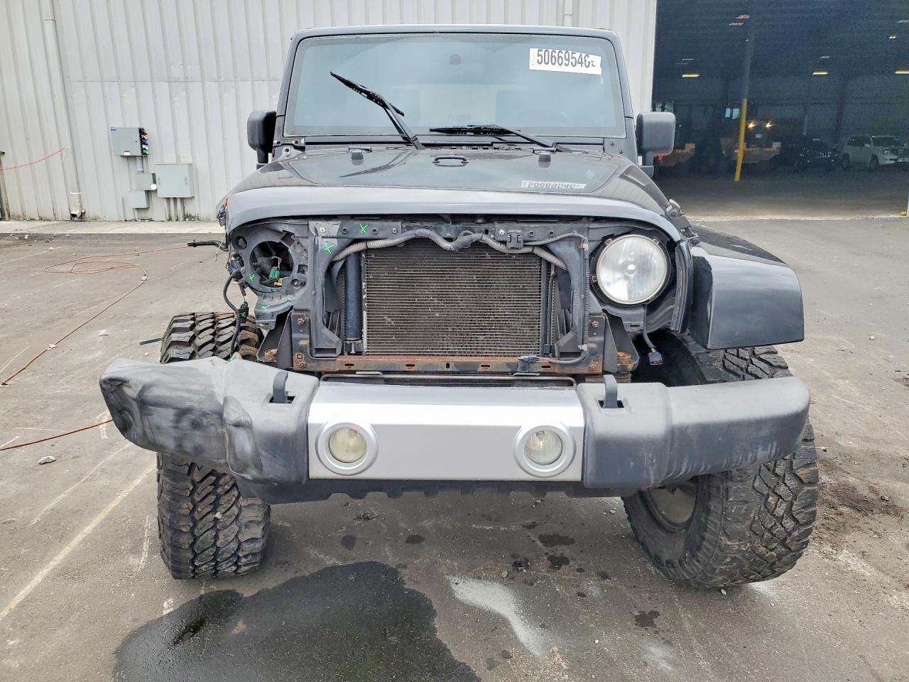 2008 Jeep Wrangler Unlimited Sahara - Фото 5