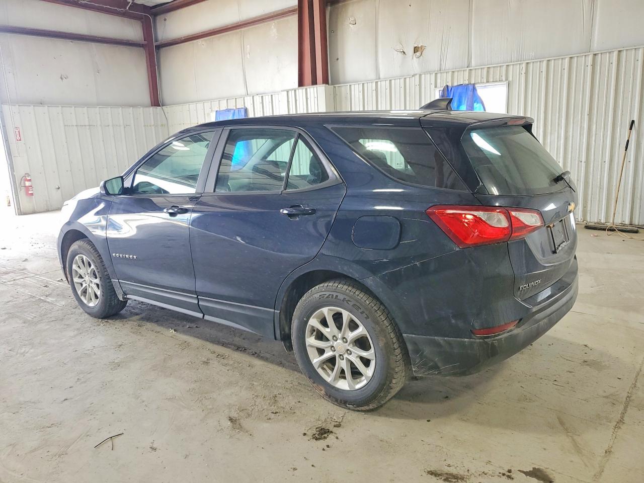 2021 Chevrolet Equinox Ls - Image 2