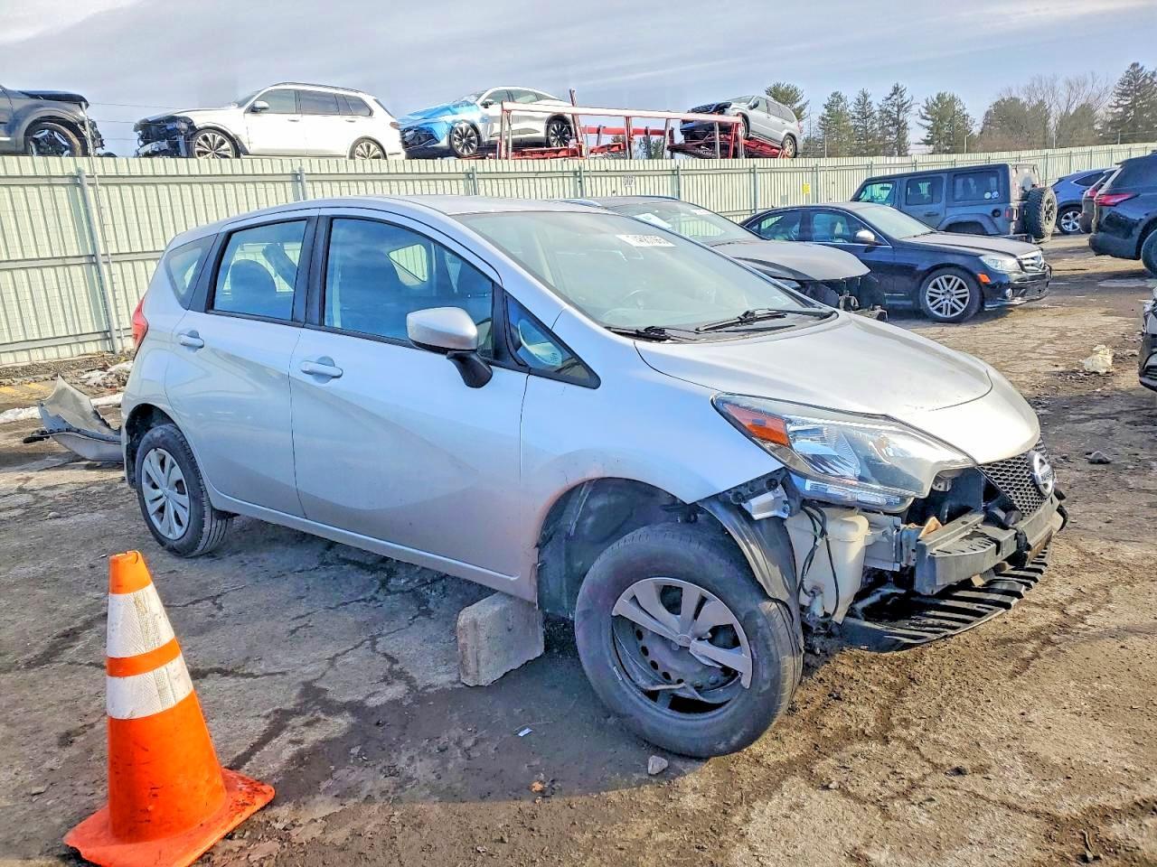 2017 Nissan Versa Note Sv - Image 4