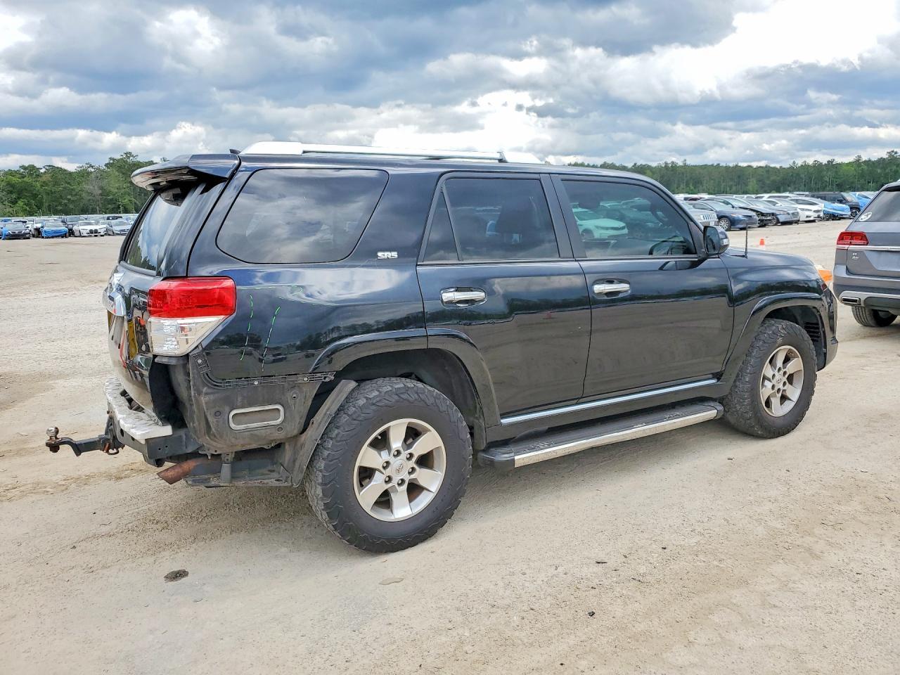 2012 Toyota 4Runner Sr5 - Image 3