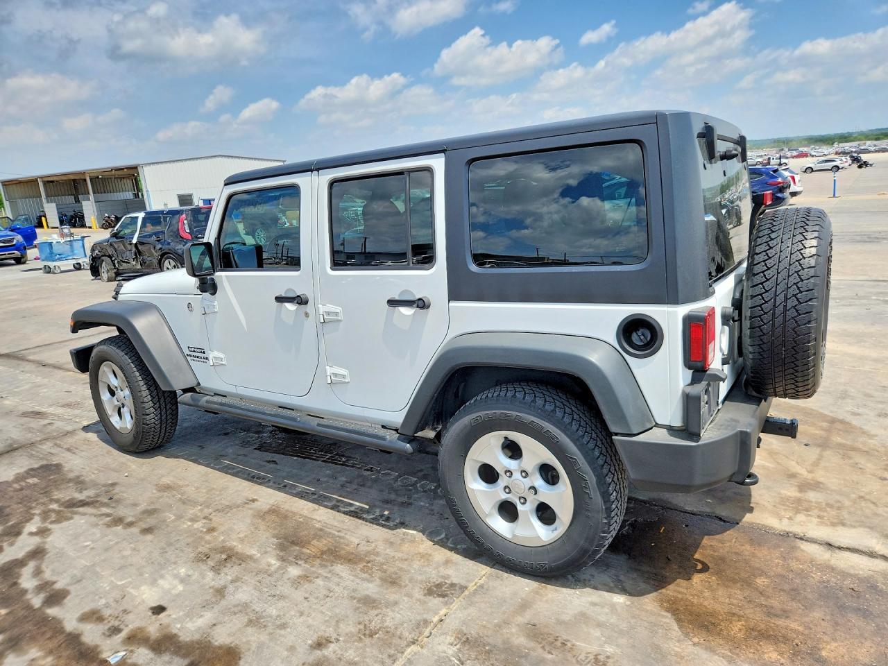 2015 Jeep Wrangler Unlimited Sport - Image 2