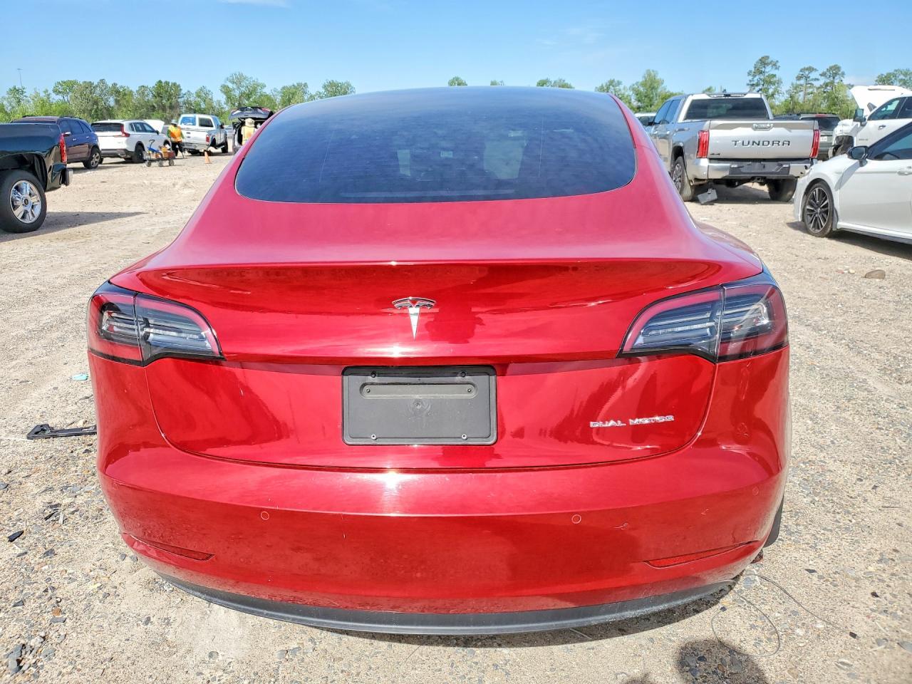 2022 Tesla Model 3 - Фото 6
