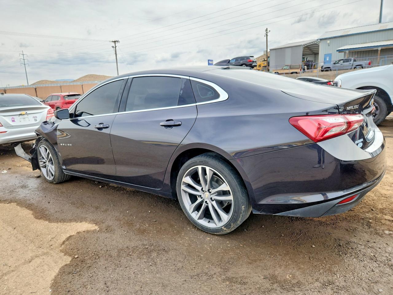2022 Chevrolet Malibu Lt - Фото 2