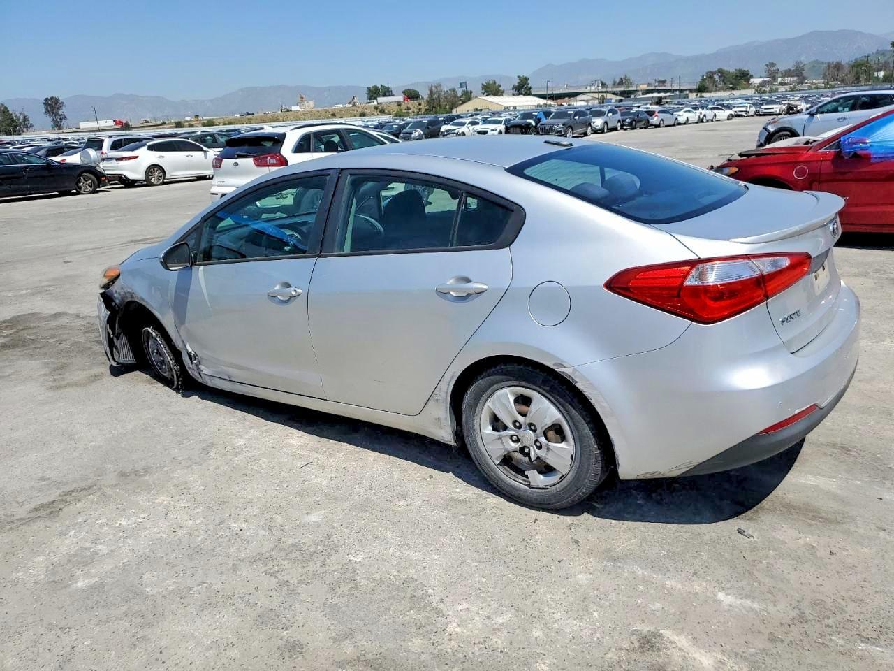 2015 Kia Forte Lx - Фото 2