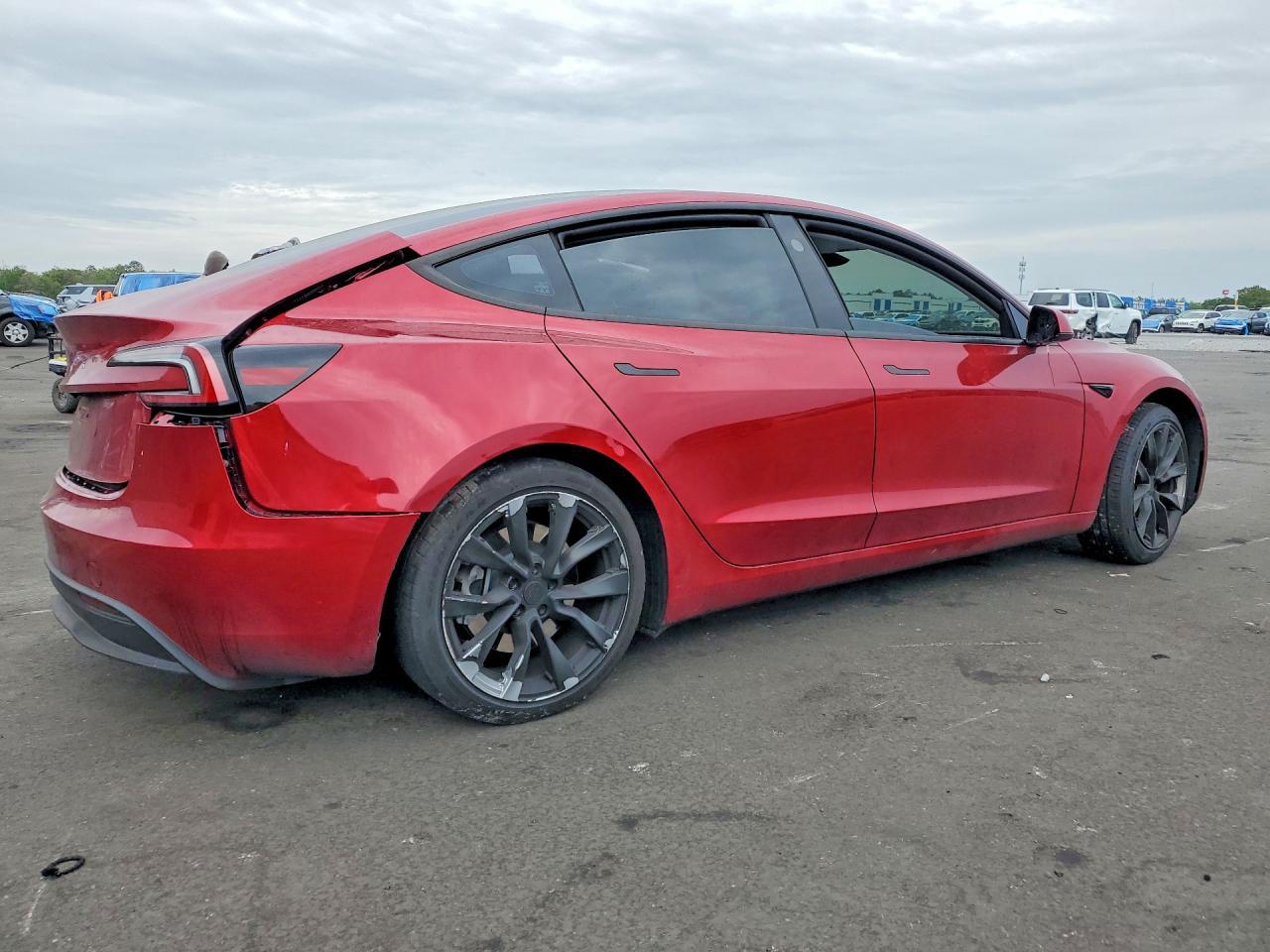 2025 Tesla Model 3 - Image 3