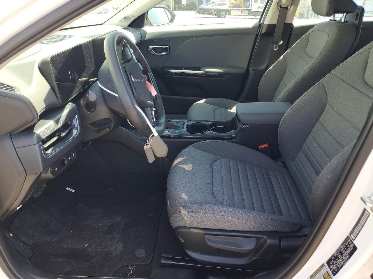 2025 Kia K4 Ex - Фото 7