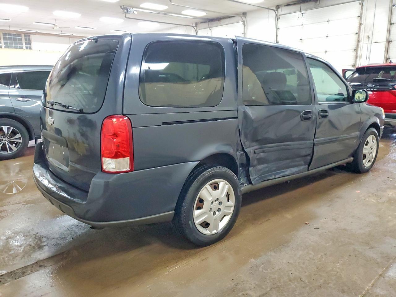 2008 Chevrolet Uplander Ls - Фото 3