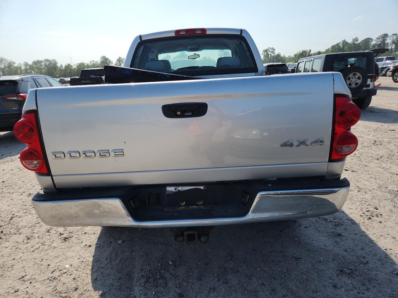 2007 Dodge Ram 2500 St - Image 6