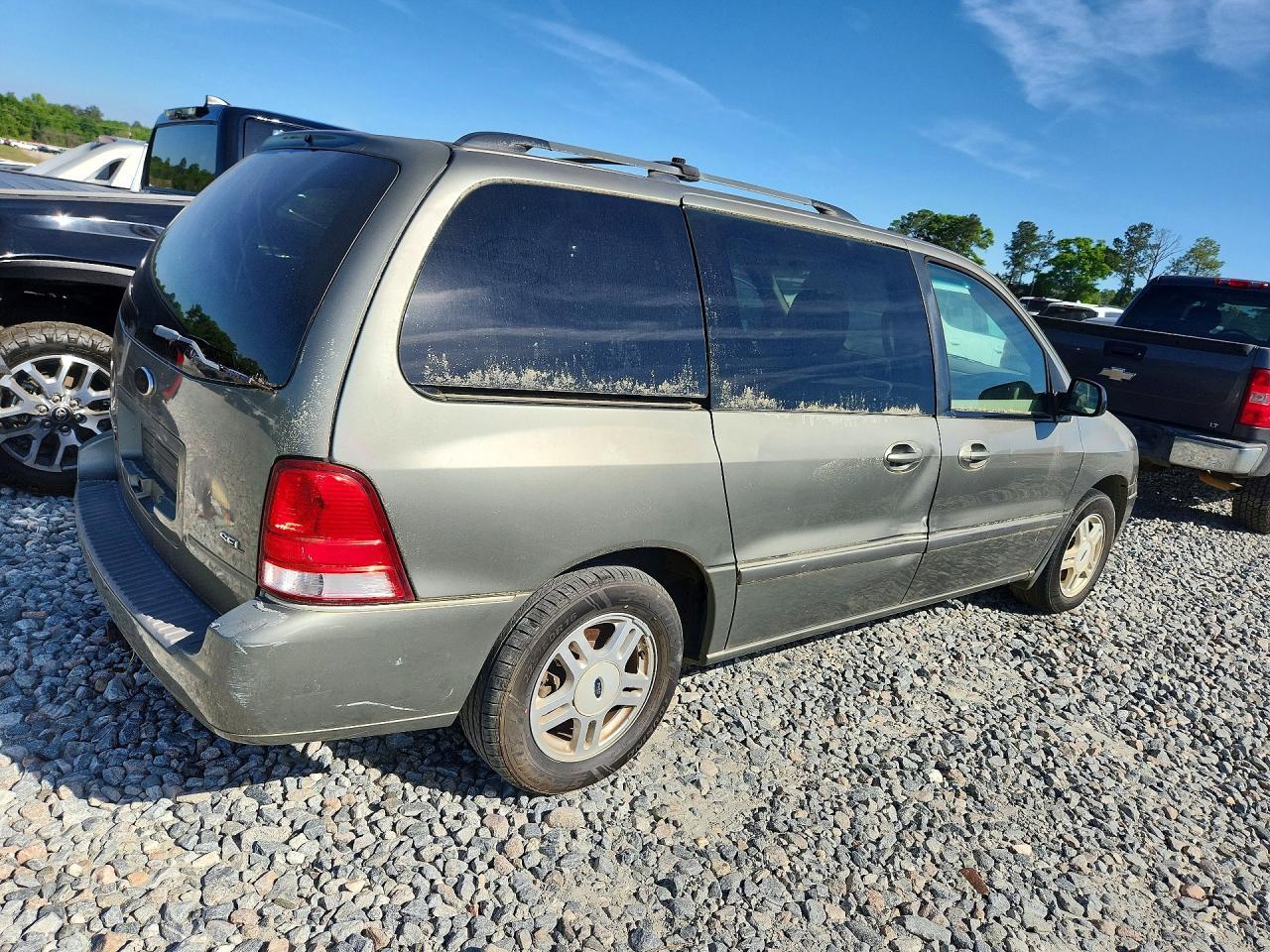 2005 Ford Freestar - Фото 3
