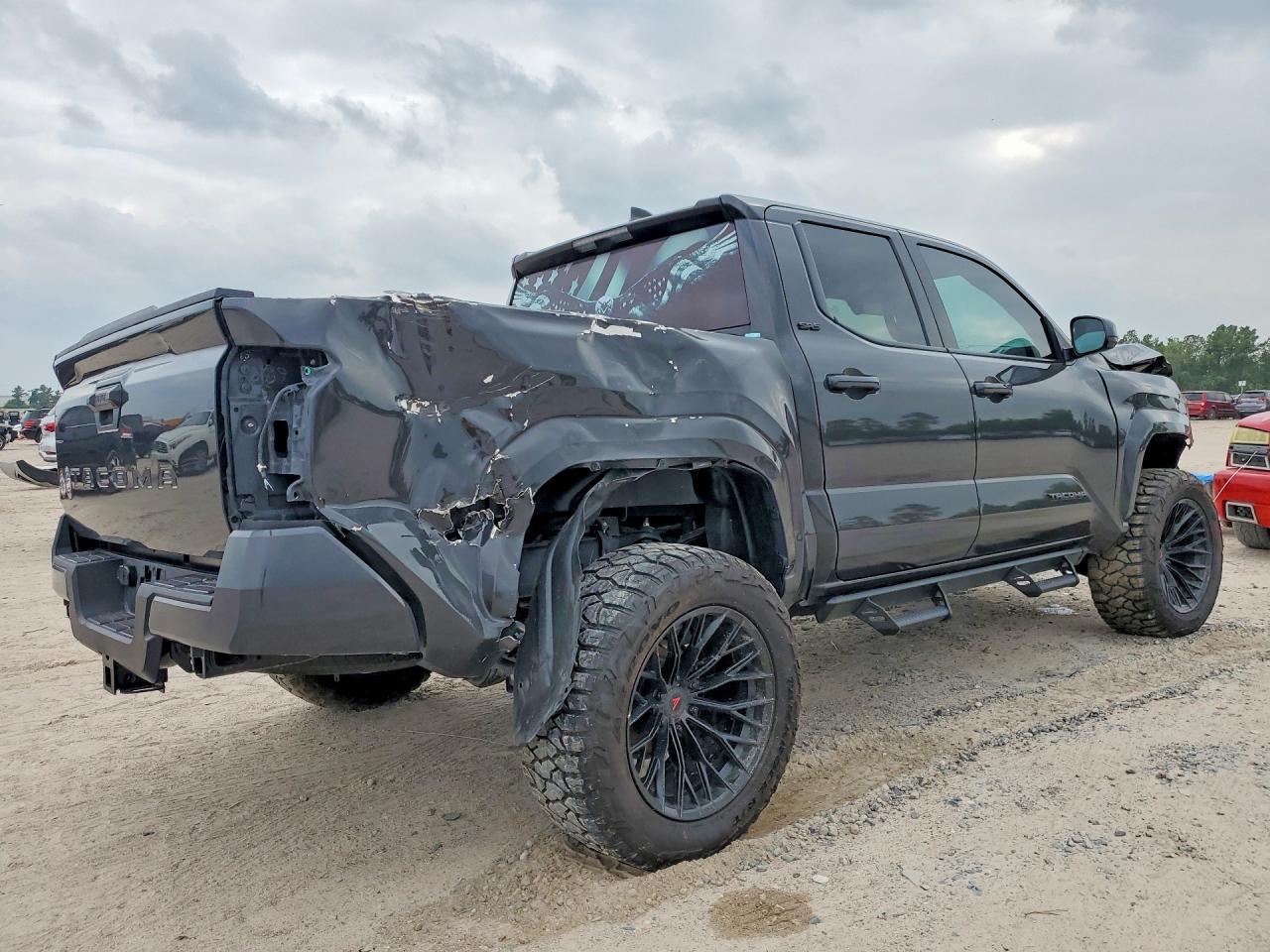 2025 Toyota Tacoma Sr5 - Image 3
