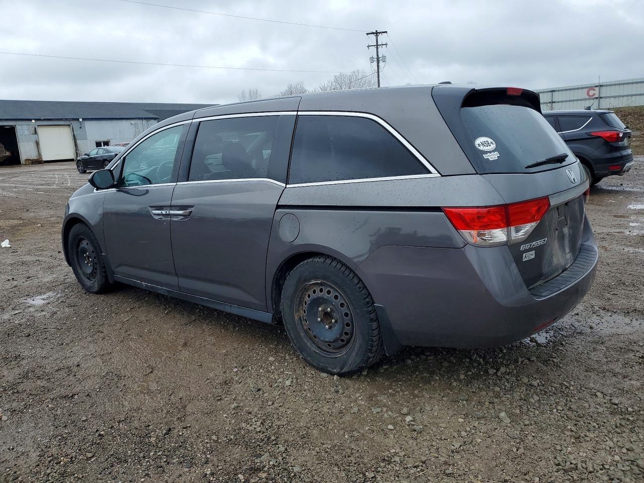 2016 Honda Odyssey Exl - Image 2