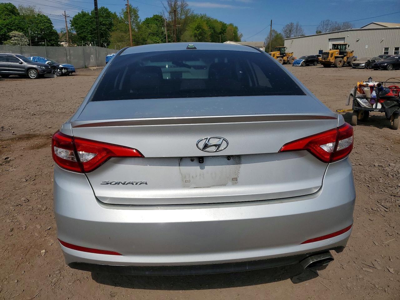 2017 Hyundai Sonata Se - Фото 6