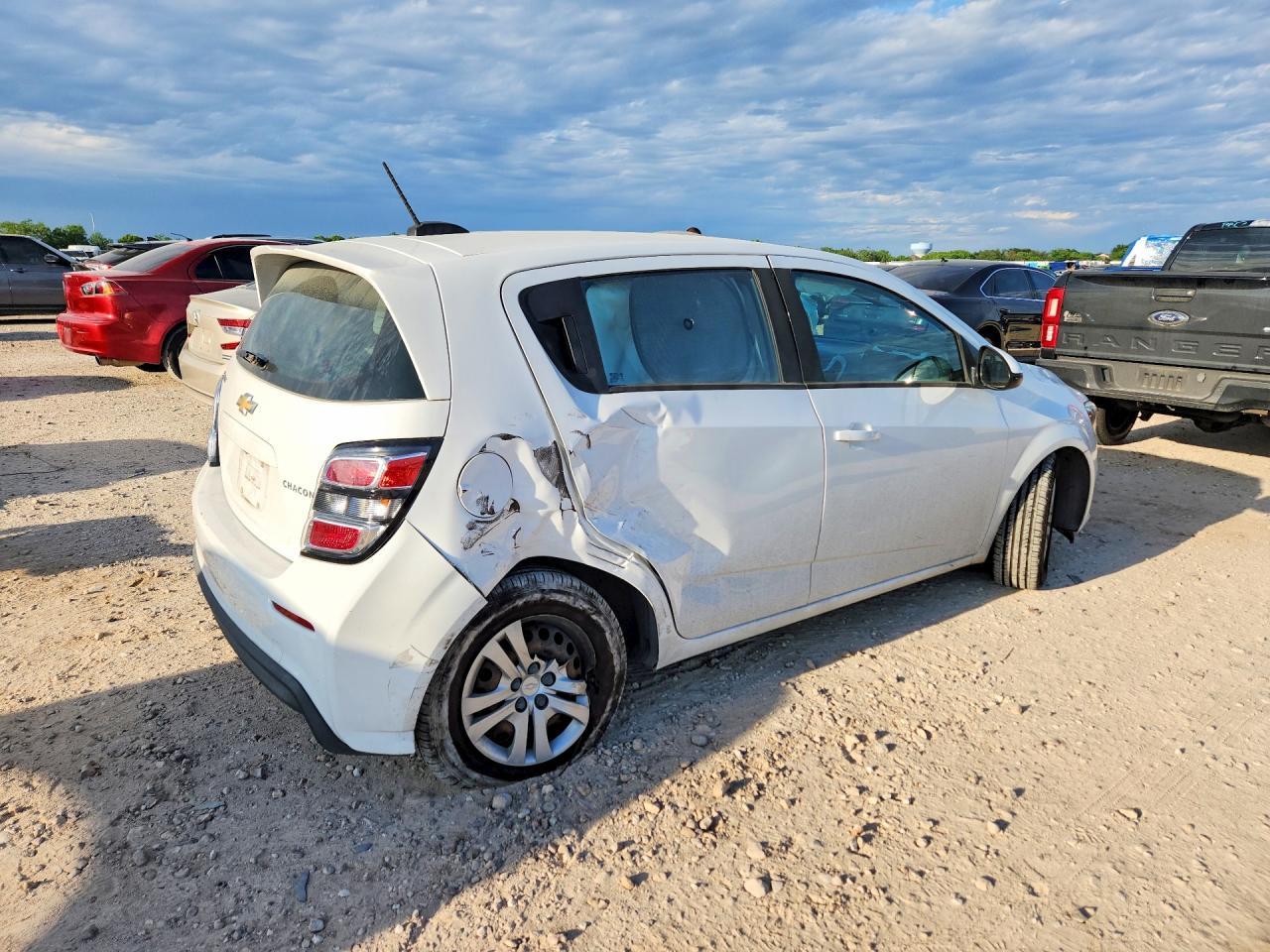 2018 Chevrolet Sonic - Image 3