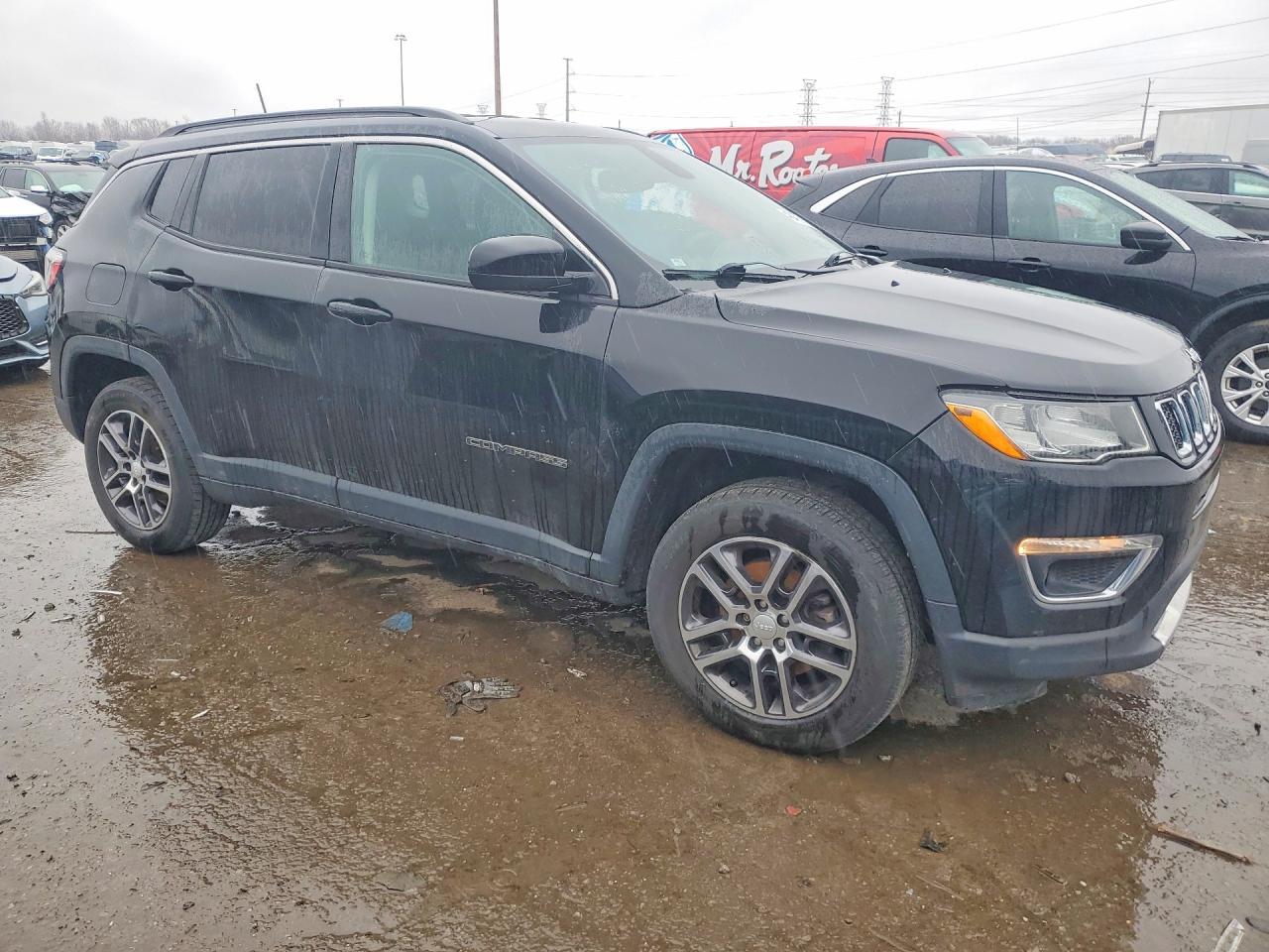 2017 Jeep Compass Latitude - Image 4