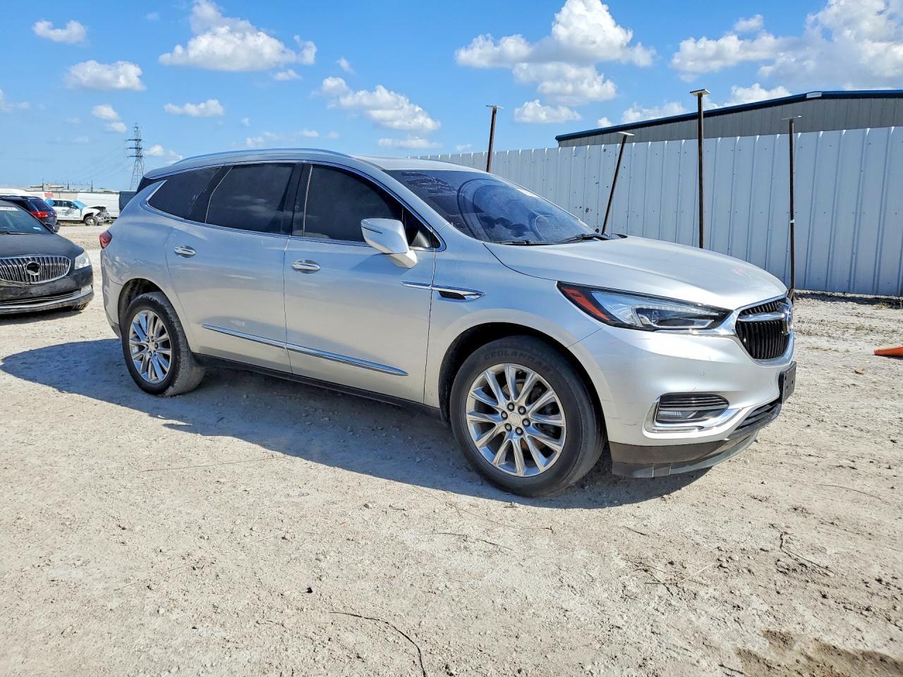 2021 Buick Enclave Premium - Фото 4