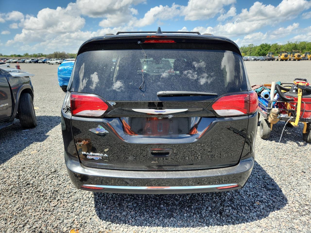 2019 Chrysler Pacifica Touring L - Фото 6