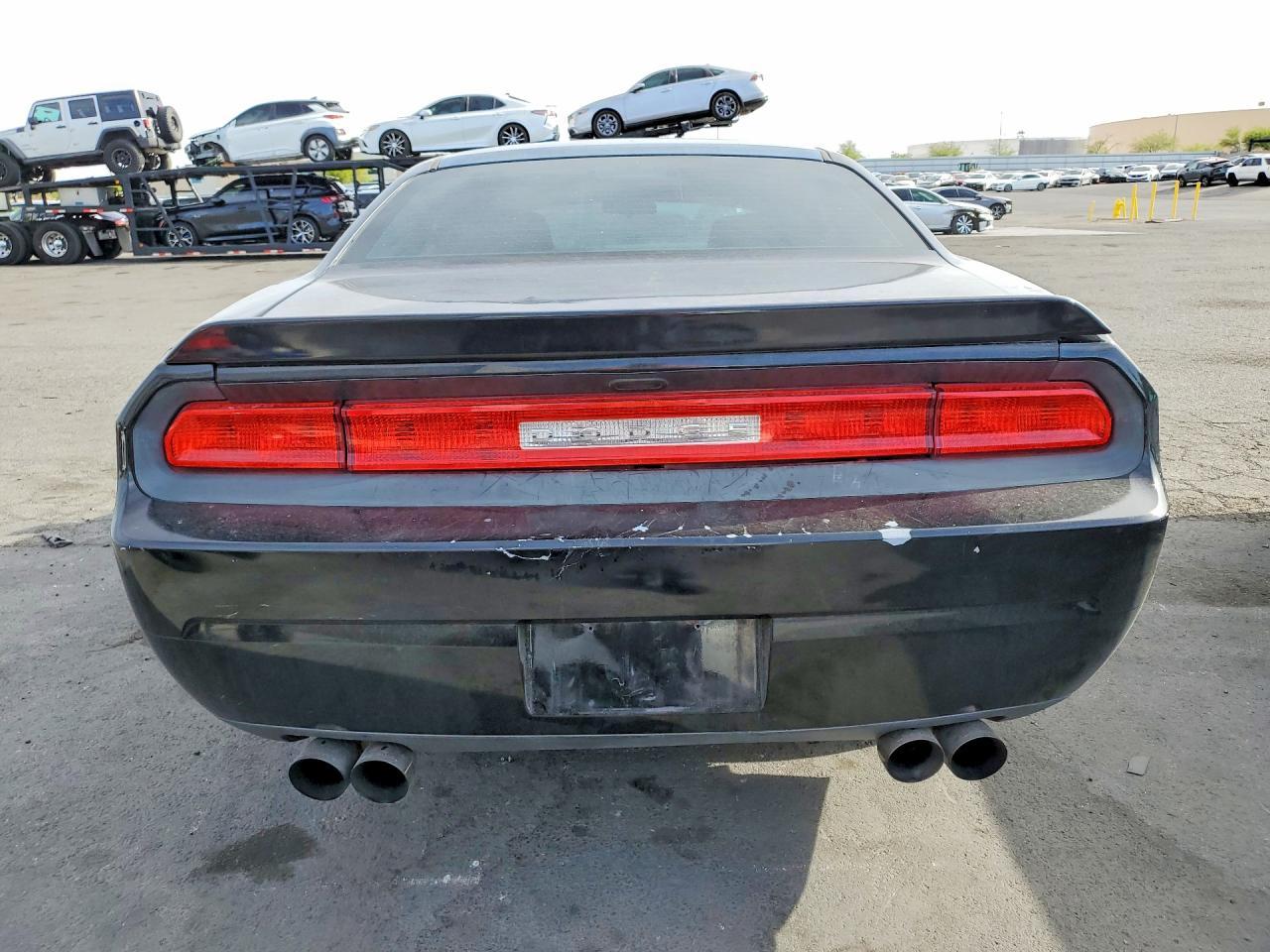 2014 Dodge Challenger Sxt - Image 6