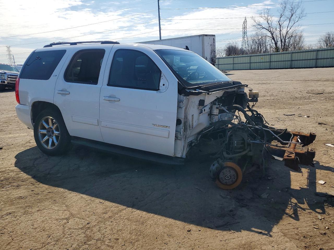 2011 GMC Yukon Slt - Image 4