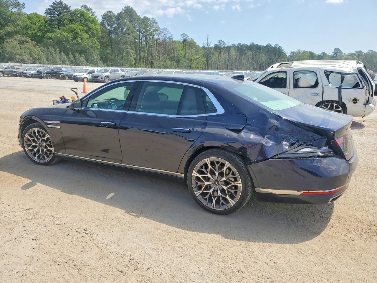 2025 Genesis G90 3.5T E-Supercharger - Фото 2