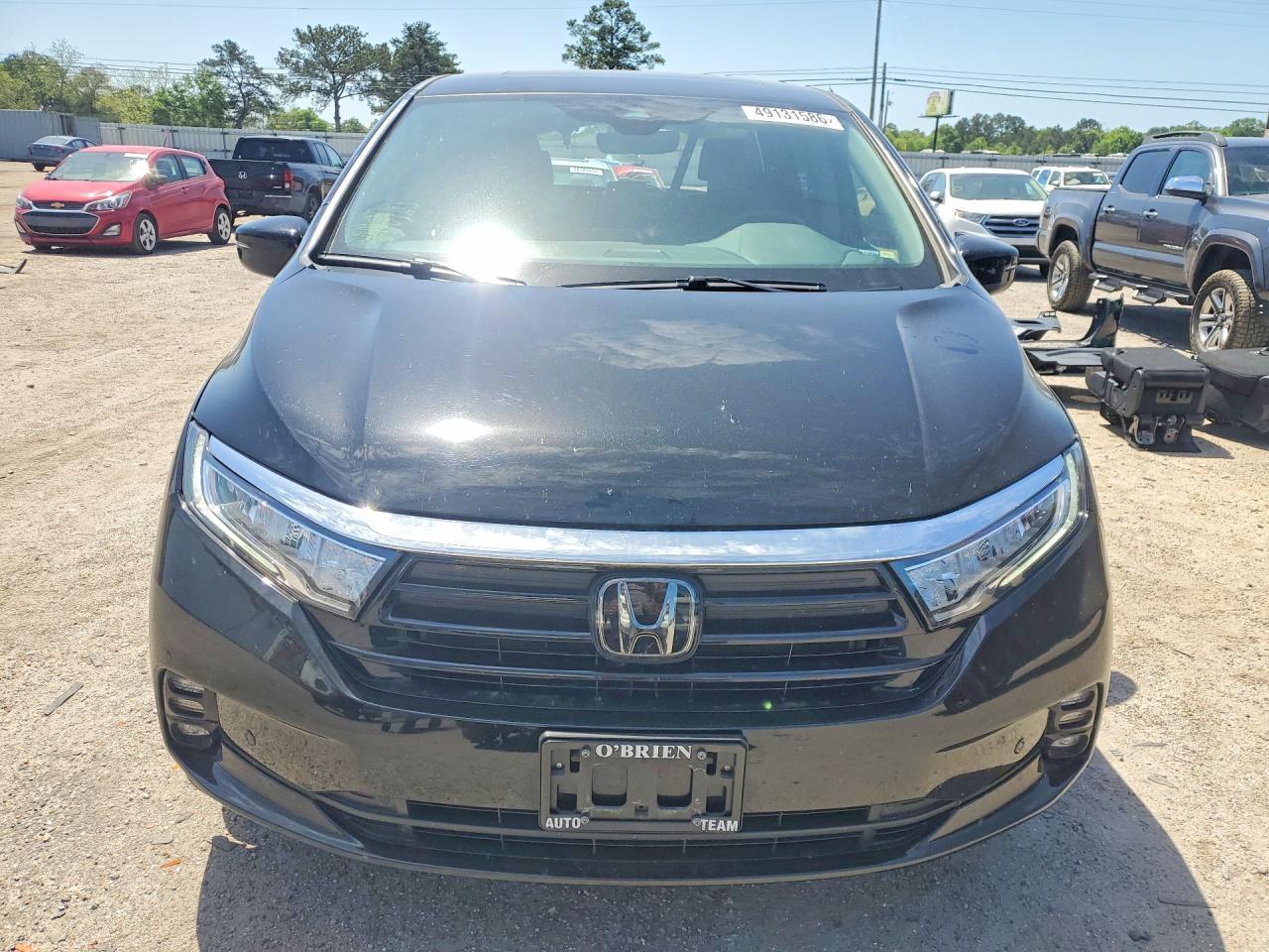 2023 Honda Odyssey Touring - Image 5