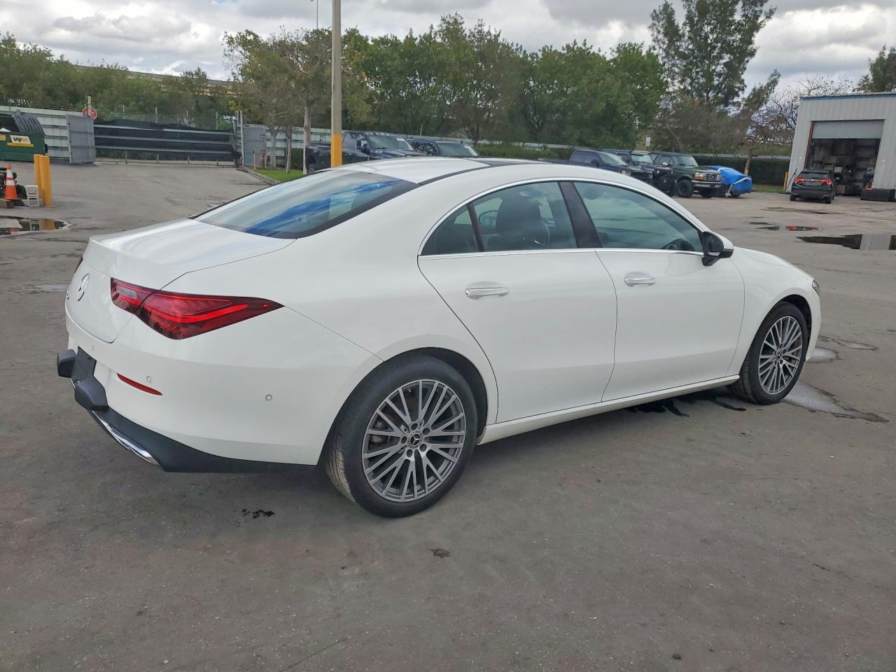 2025 Mercedes-Benz Cla 250 - Фото 3