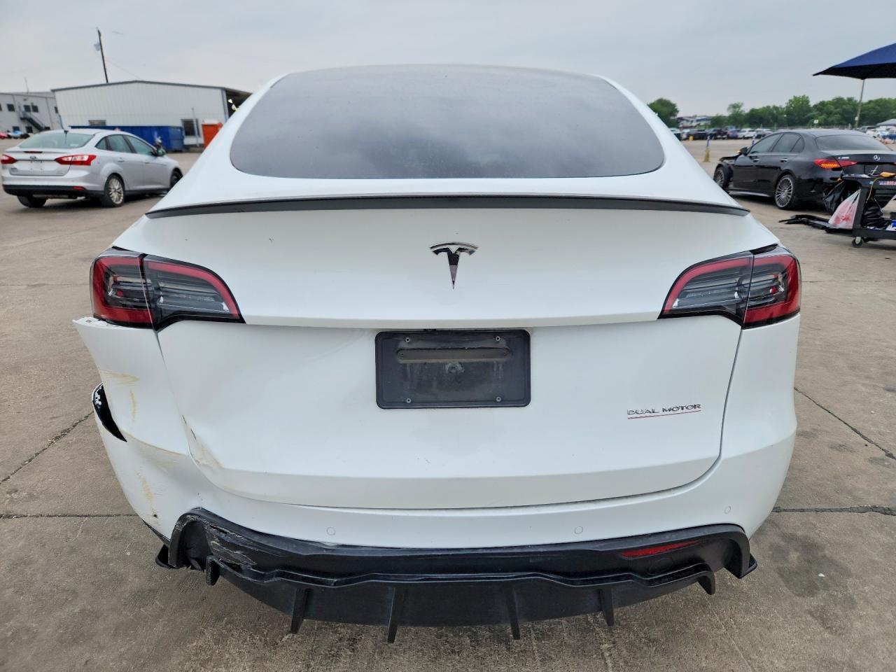 2022 Tesla Model Y - Image 6