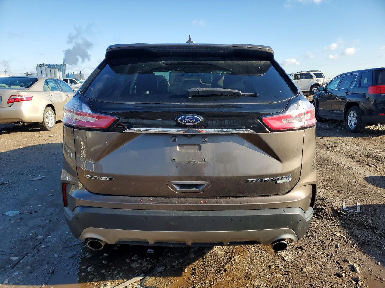 2019 Ford Edge Titanium - Image 6