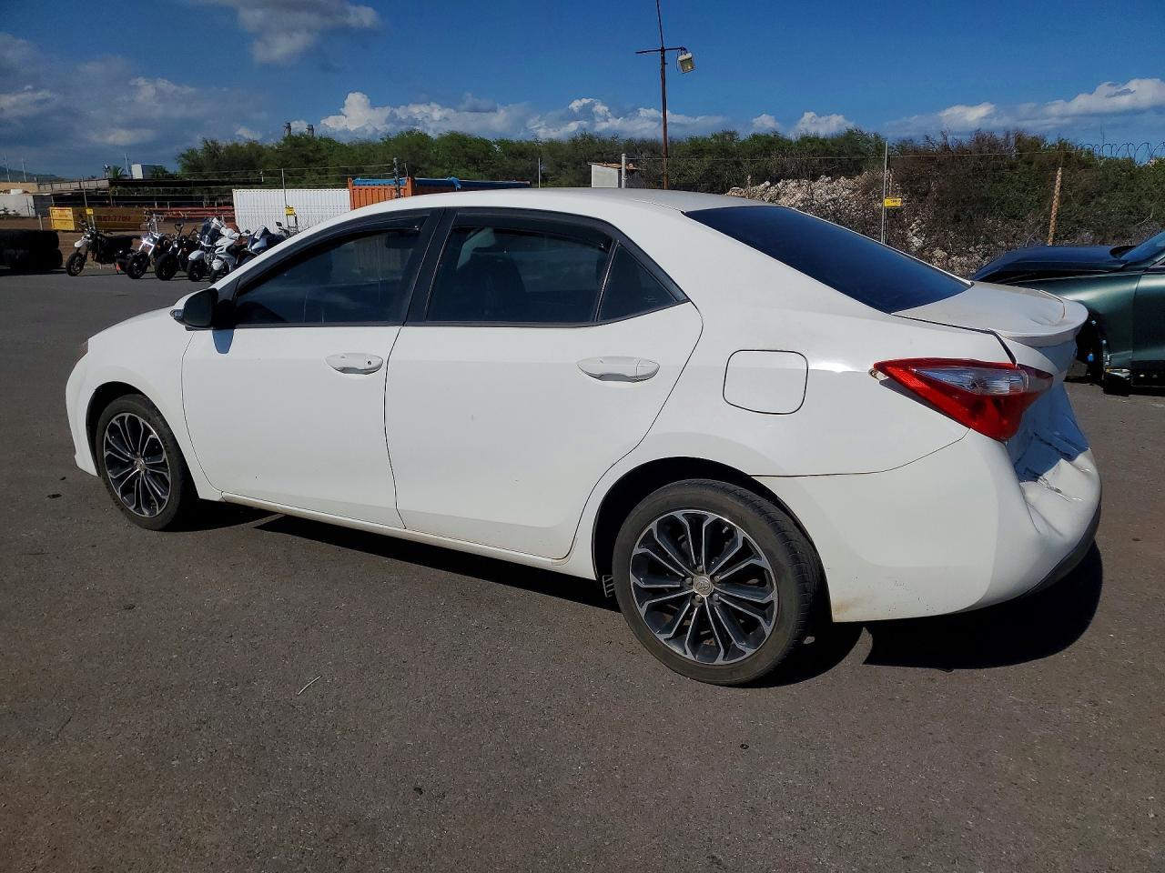 2014 Toyota Corolla L - Image 2