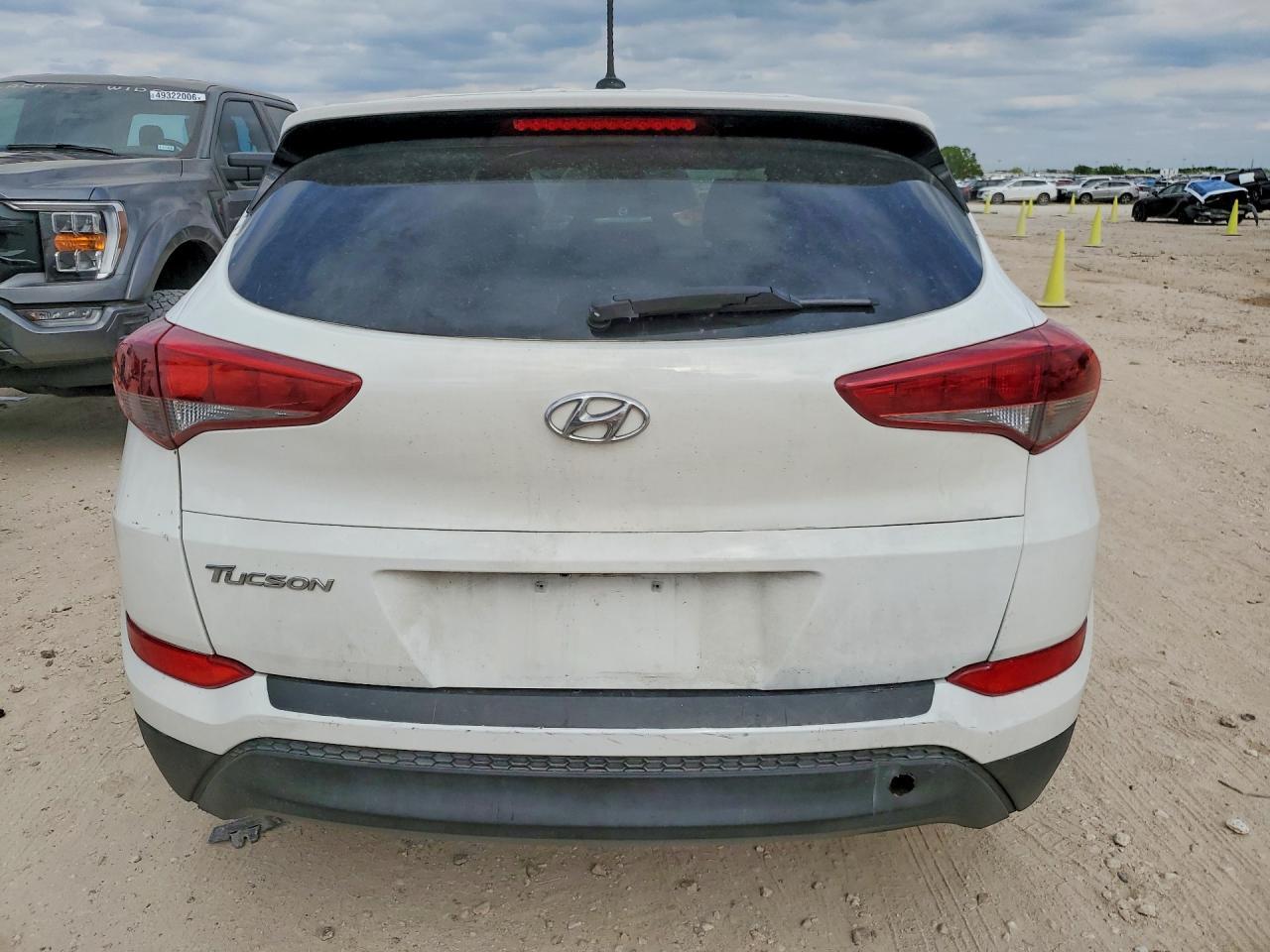 2017 Hyundai Tucson Se - Фото 6
