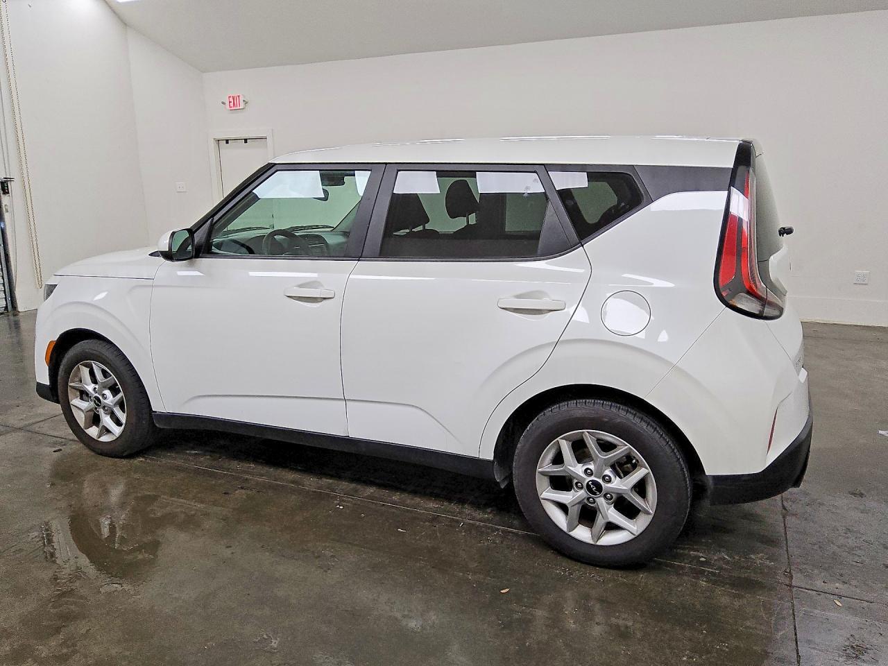 2023 Kia Soul Lx - Фото 2