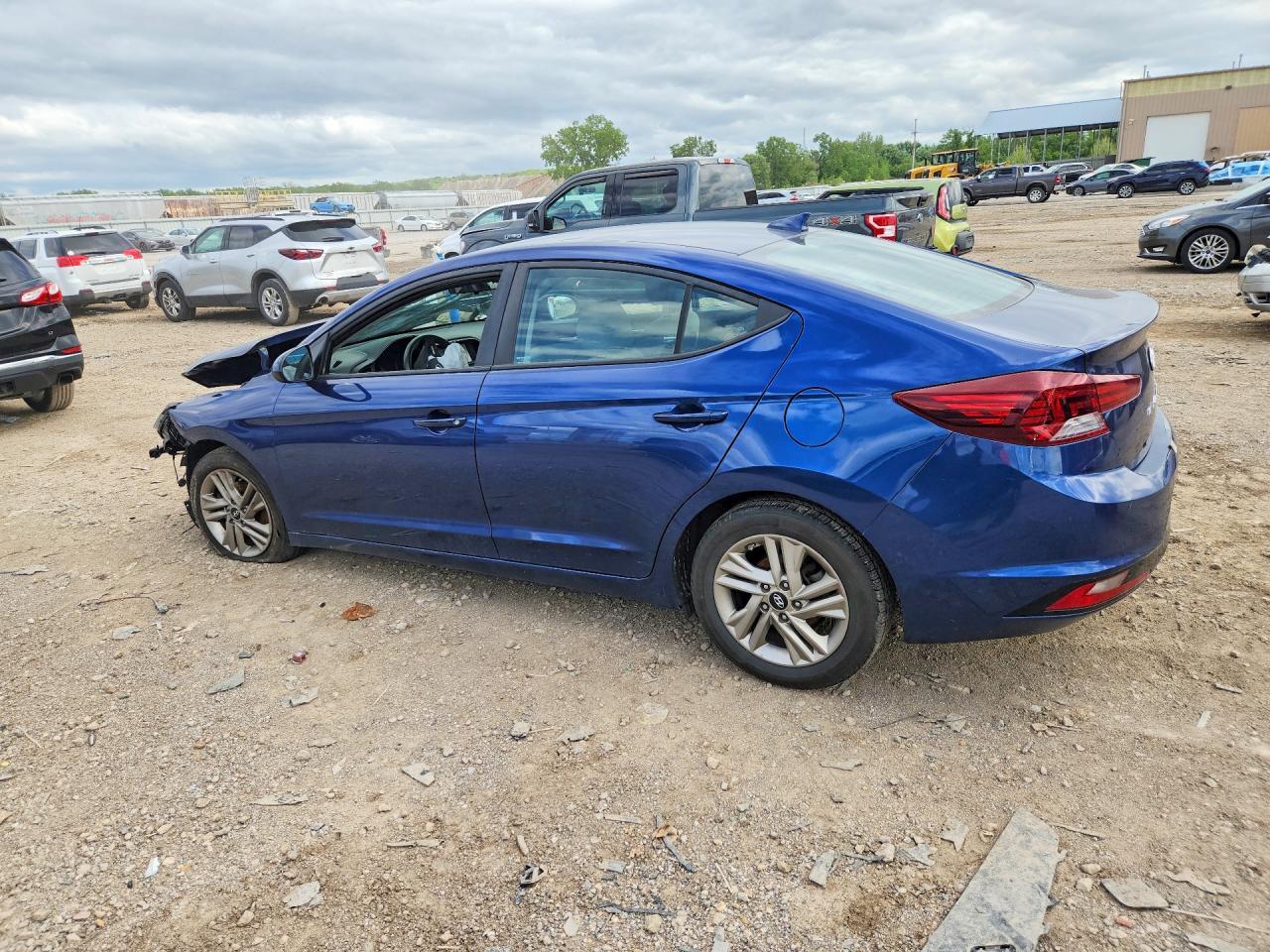 2020 Hyundai Elantra Sel - Фото 2