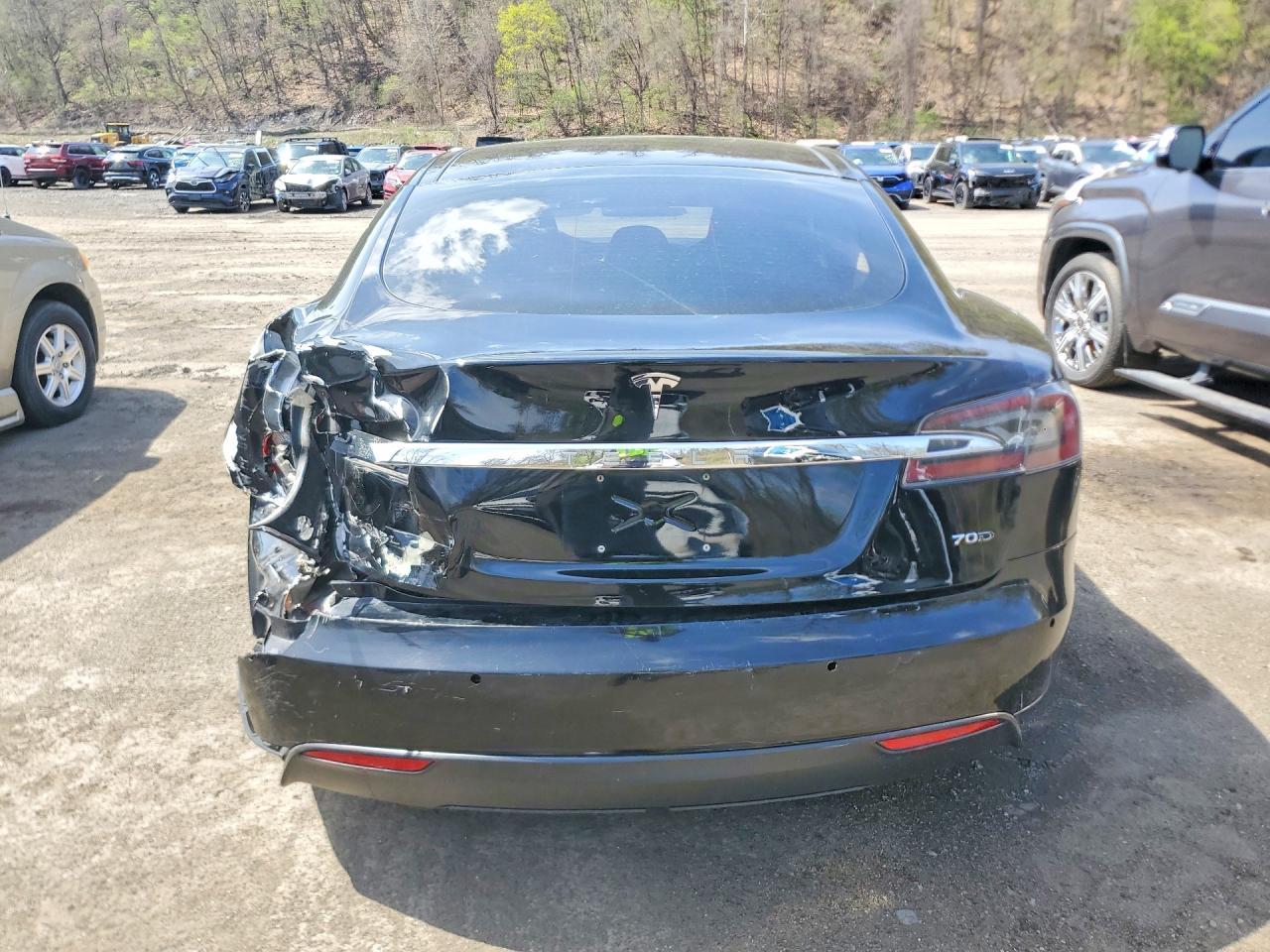 2015 Tesla Model S - Фото 6