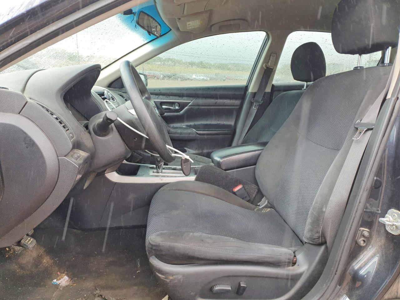 2015 Nissan Altima 2.5 S - Image 7