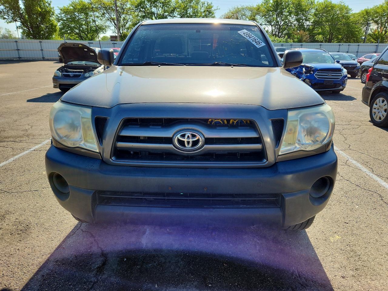 2010 Toyota Tacoma Base - Фото 5