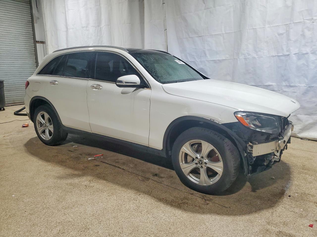 2018 Mercedes-Benz Glc 300 4Matic - Фото 4